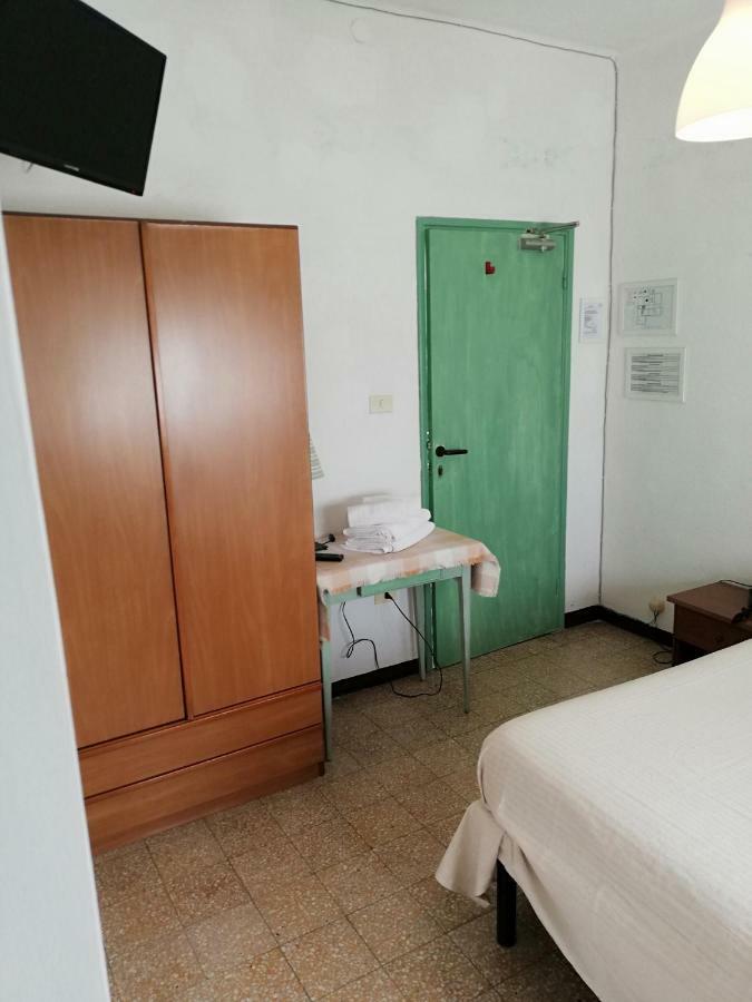 Hotel Caprice